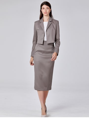 Janker 'Crop tailor jacket' di Smart and Joy in grigio: frontale