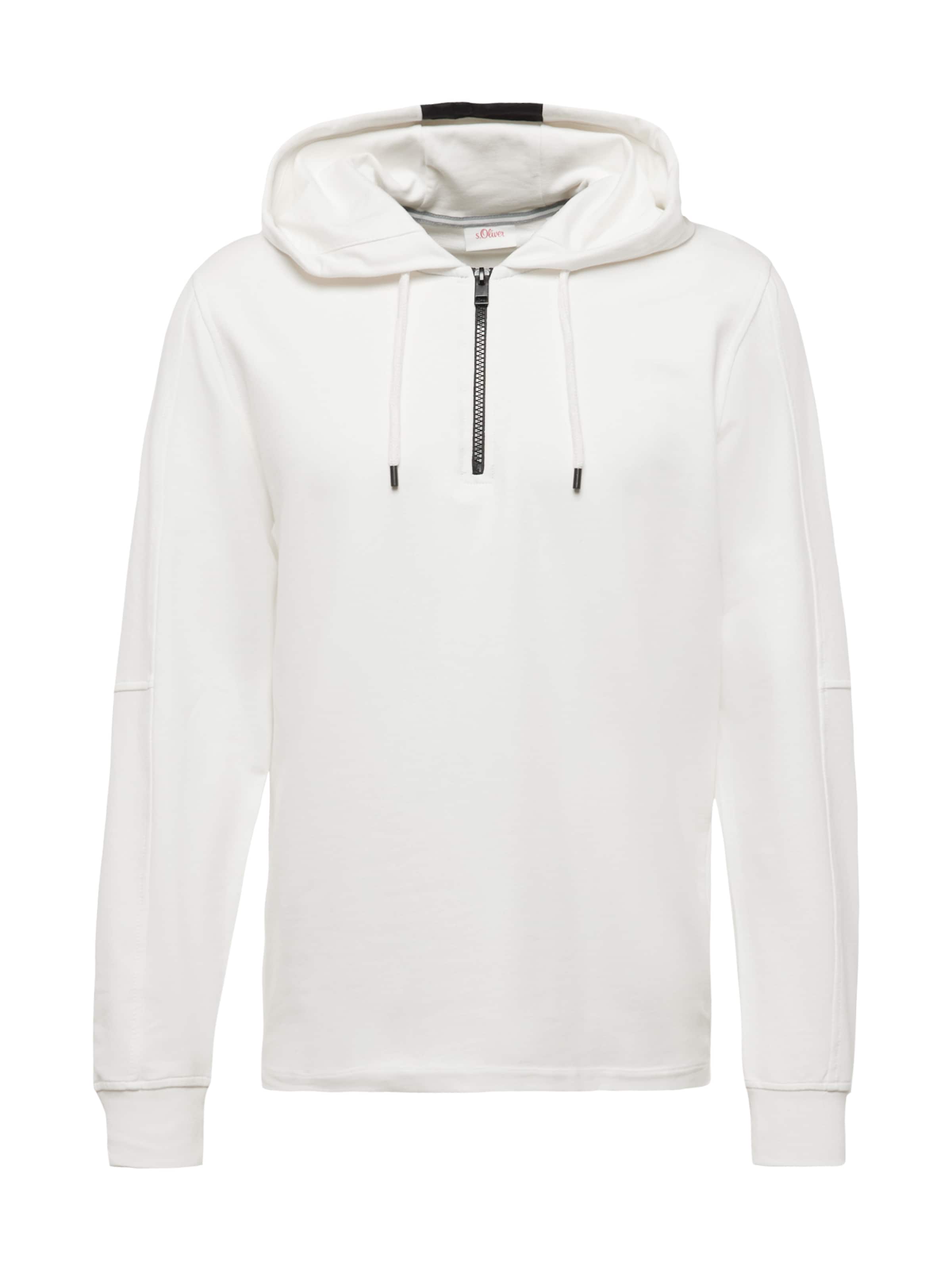 s.Oliver Sweatshirt in White: front