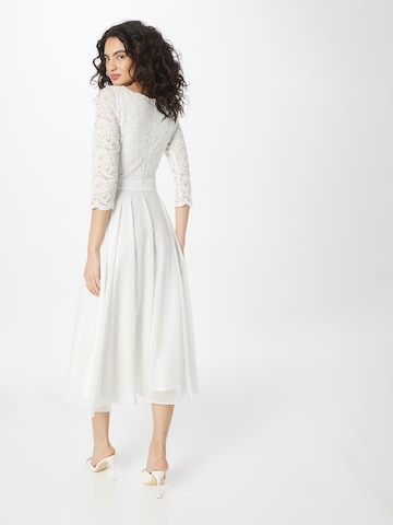 Robe de cocktail SWING en blanc