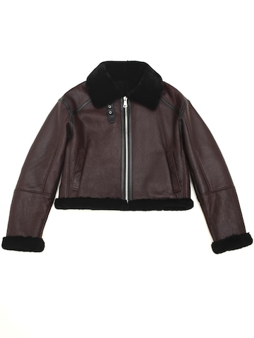 Just things we like Between-Season Jacket 'HARU' in Red: front