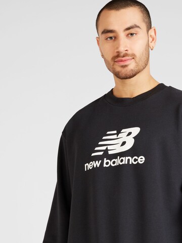 new balance Sweatshirt in Schwarz
