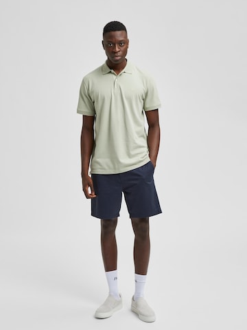 SELECTED HOMME Regular Shorts in Blau