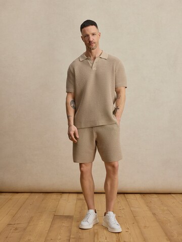 DAN FOX APPAREL Тениска 'Giuliano' в кафяво