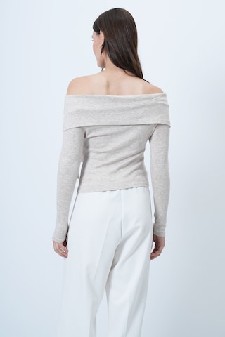 Trend Alaçatı Stili Shirt in Beige