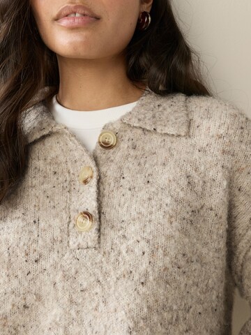 Next Pulóver - bézs