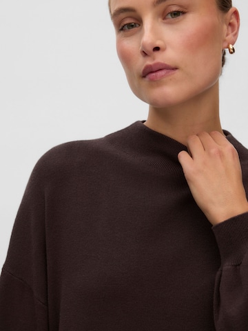 VERO MODA Úpletové šaty 'VMNancy' – hnědá