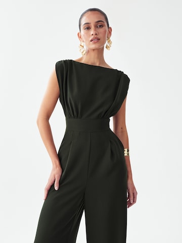 Tuta jumpsuit 'Sumi' di Willa in verde