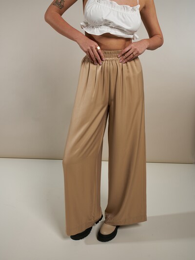 Pantaloni 'Melis' ABOUT YOU x Laura Giurcanu pe maro deschis, Vizualizare model