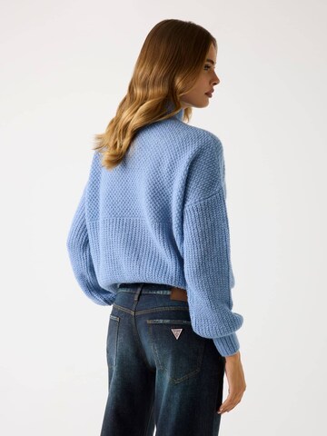 GUESS Sweater in Blue