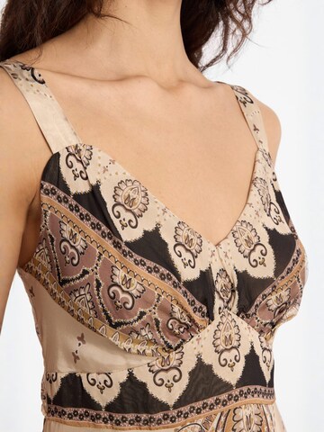 Ana Alcazar Jurk 'Deana' in Beige