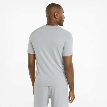 PUMA Funktionsshirt in Grau