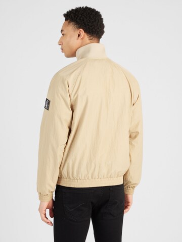 Calvin Klein Jeans - regular Chaqueta de entretiempo 'HARRINGTON' en beige