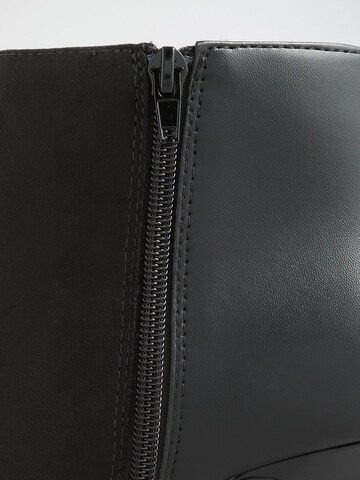 Ankle boots di Friends Like These in nero
