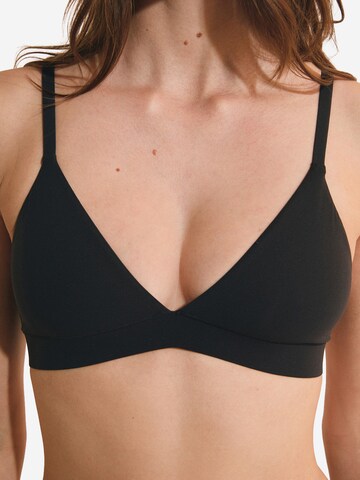 Triangolo Reggiseno 'Pure Soft' di ETAM in nero