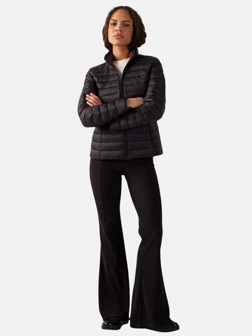 JOTT Tussenjas in Zwart