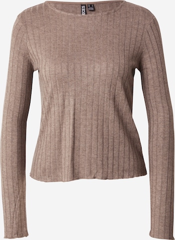 T-shirt 'PCIRIS' PIECES en marron : devant