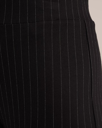 Regular Pantalon WE Fashion en noir