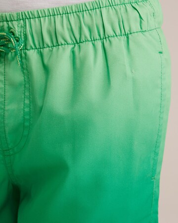 WE Fashion Swimming shorts in Green