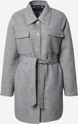 VERO MODA - Chaqueta de entretiempo 'Dona Vita' en gris: frente