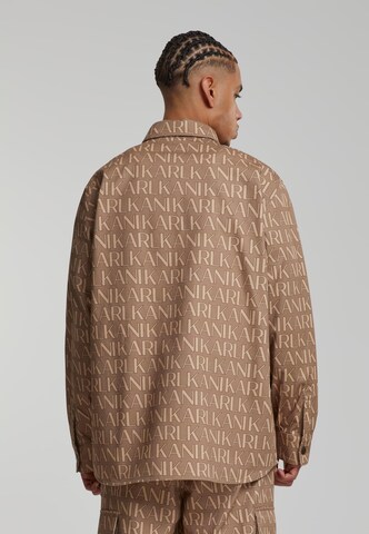 Karl Kani Comfort fit Button Up Shirt in Brown