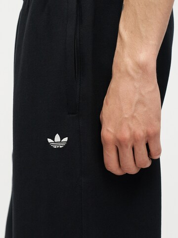 ADIDAS ORIGINALS Tapered Pants 'ESS' in Black