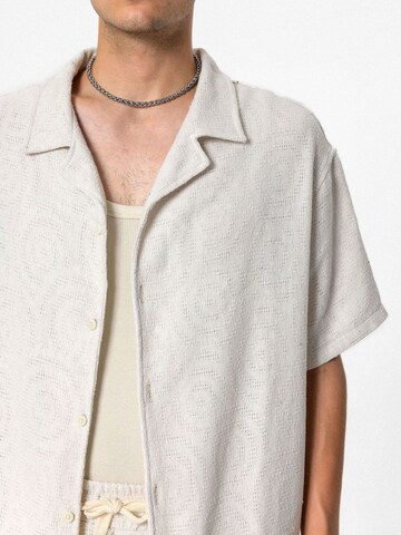 VAMOS CLO Regular Skjorta i beige