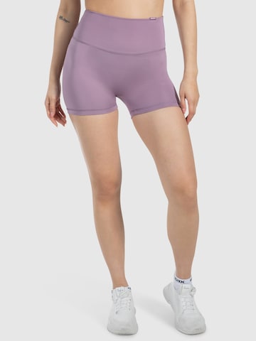 Smilodox Slimfit Shorts ' Leola ' in Lila: Vorderseite