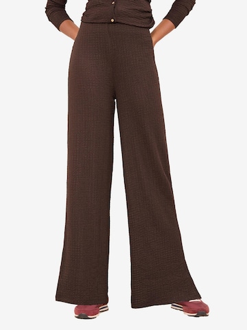 Wide Leg Pantalon Lipsy en marron : devant
