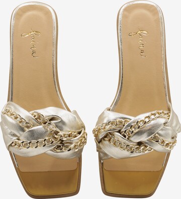 faina Mules in Gold