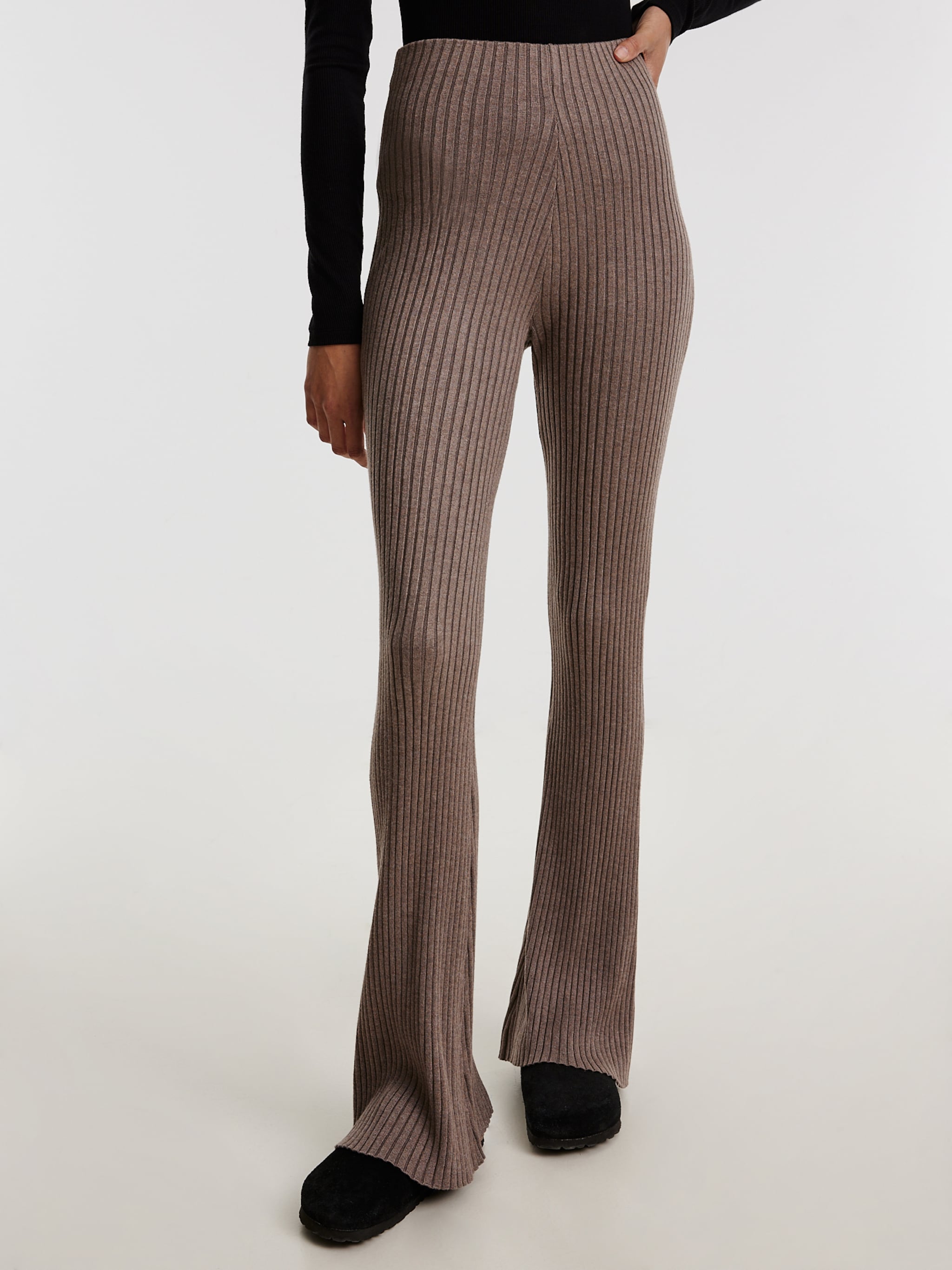 EDITED Produits Pantalon 'NOHEA' beige