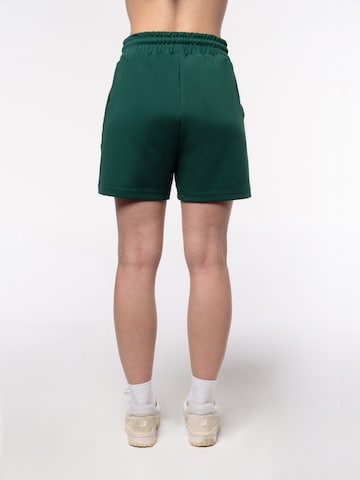 Regular Pantalon 'The City' Eoselio en vert