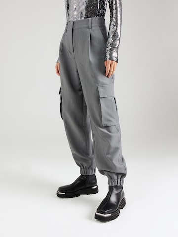 Y.A.S Loose fit Pleat-Front Pants 'ALVAS' in Grey: front