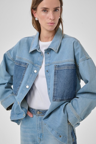 My Essential Wardrobe Between-season jacket 'MWMazie' in Blue