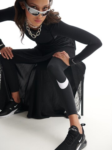 Nike Sportswear Tenisky 'AIR MAX 270' – černá