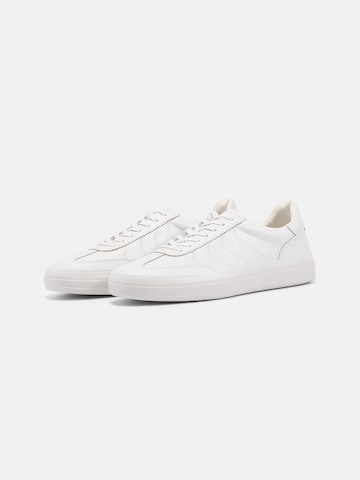 VAGABOND SHOEMAKERS Низкие кроссовки 'LEO' в Белый