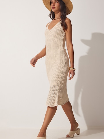 Happiness İstanbul Gebreide jurk in Beige