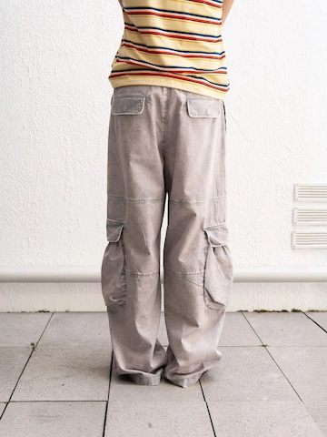 Giesto - Folgado Calças cargo em cinzento