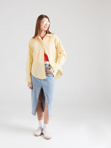 Chemisier Gina Tricot en jaune