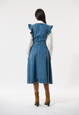 Abito di Dea Kudibal in blu