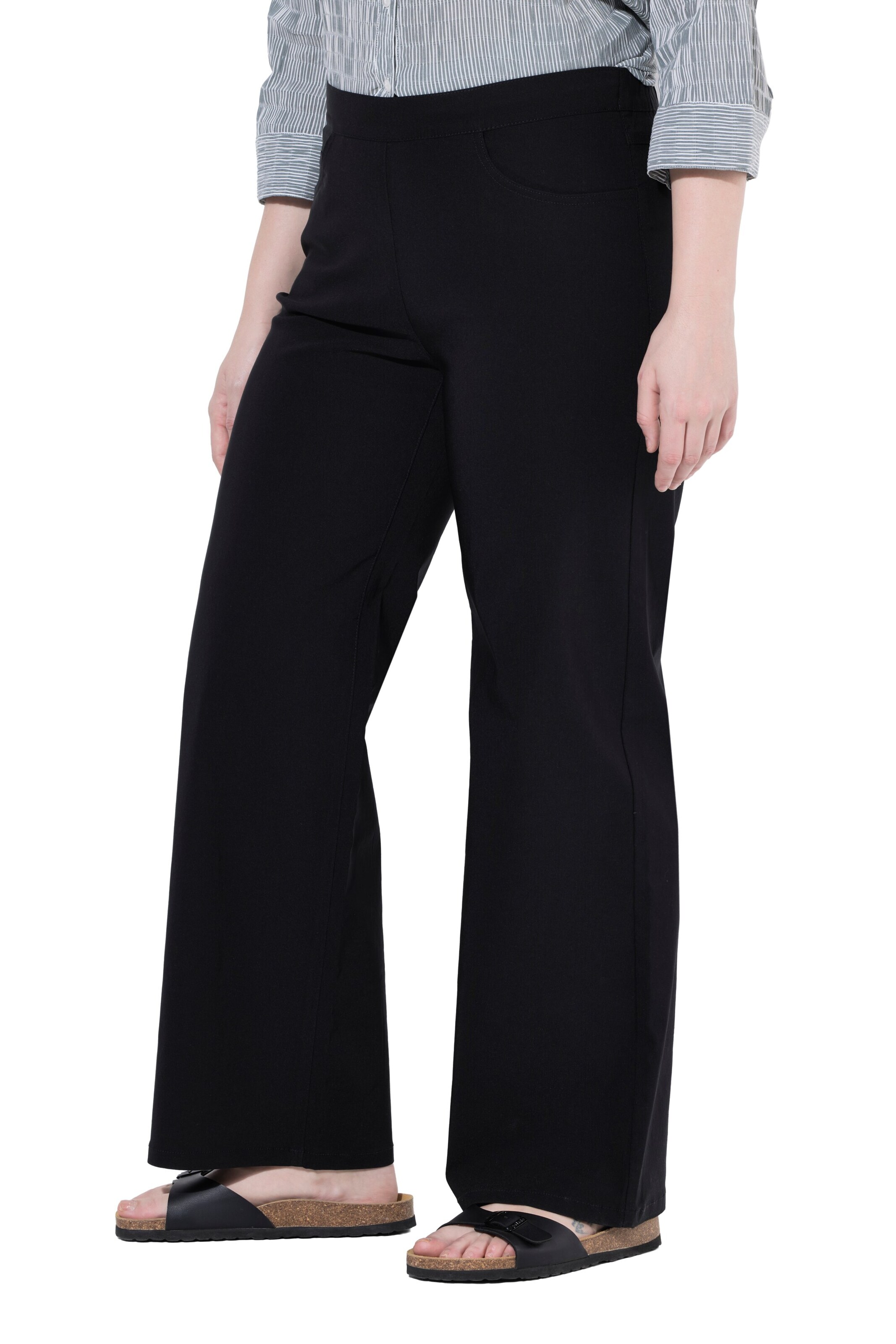 Ulla Popken Regular Hose in Schwarz: Vorderseite