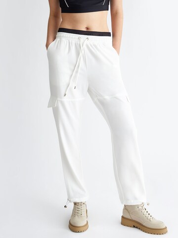 Liu Joregular Cargo hlače - bijela boja: prednji dio