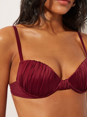 CALZEDONIA T-Shirt Bikinitop 'SHINY SATIN' in Rot