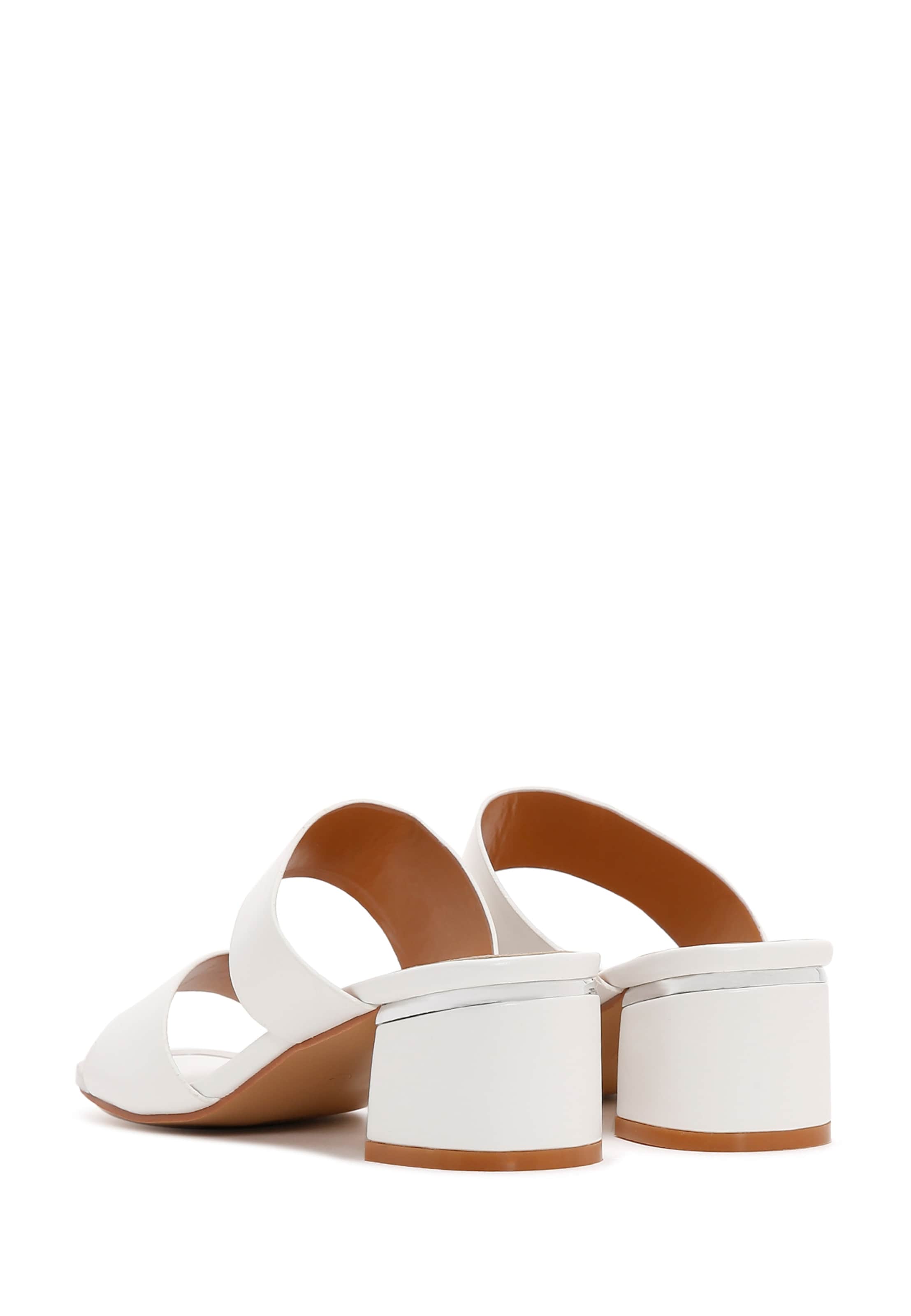 Zoccoletto di Derimod in bianco
