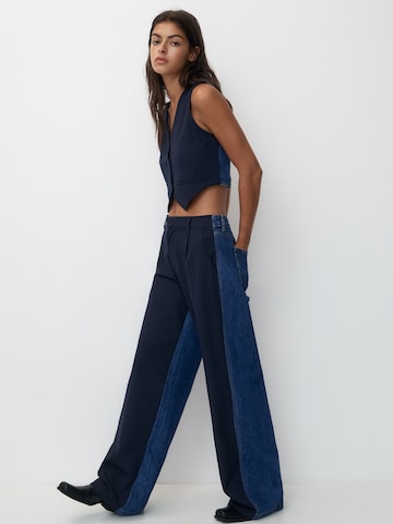 Pull&Bear Wide leg Jeans in Blue: front