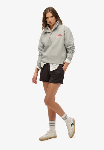 Superdry Regular Broek 'Essential' in Zwart
