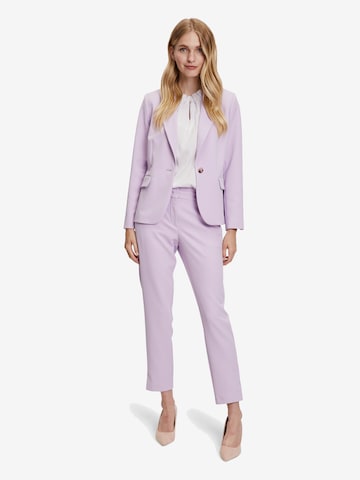 Regular Pantalon chino Betty & Co en violet