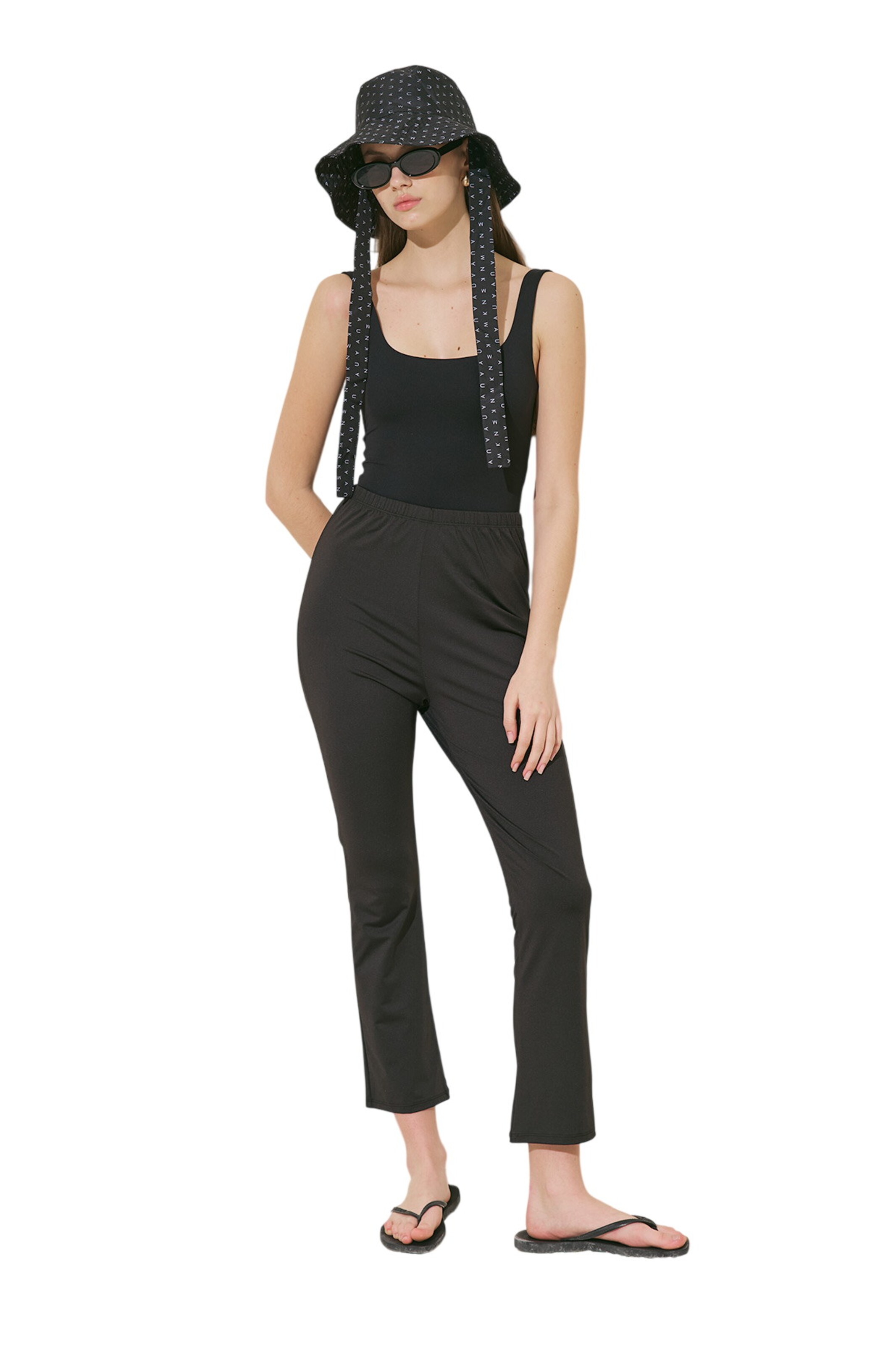 MANUKA T-shirt Badpak in Zwart