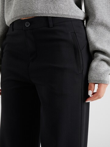 Regular Pantalon chino 'Lano' Fransa en noir