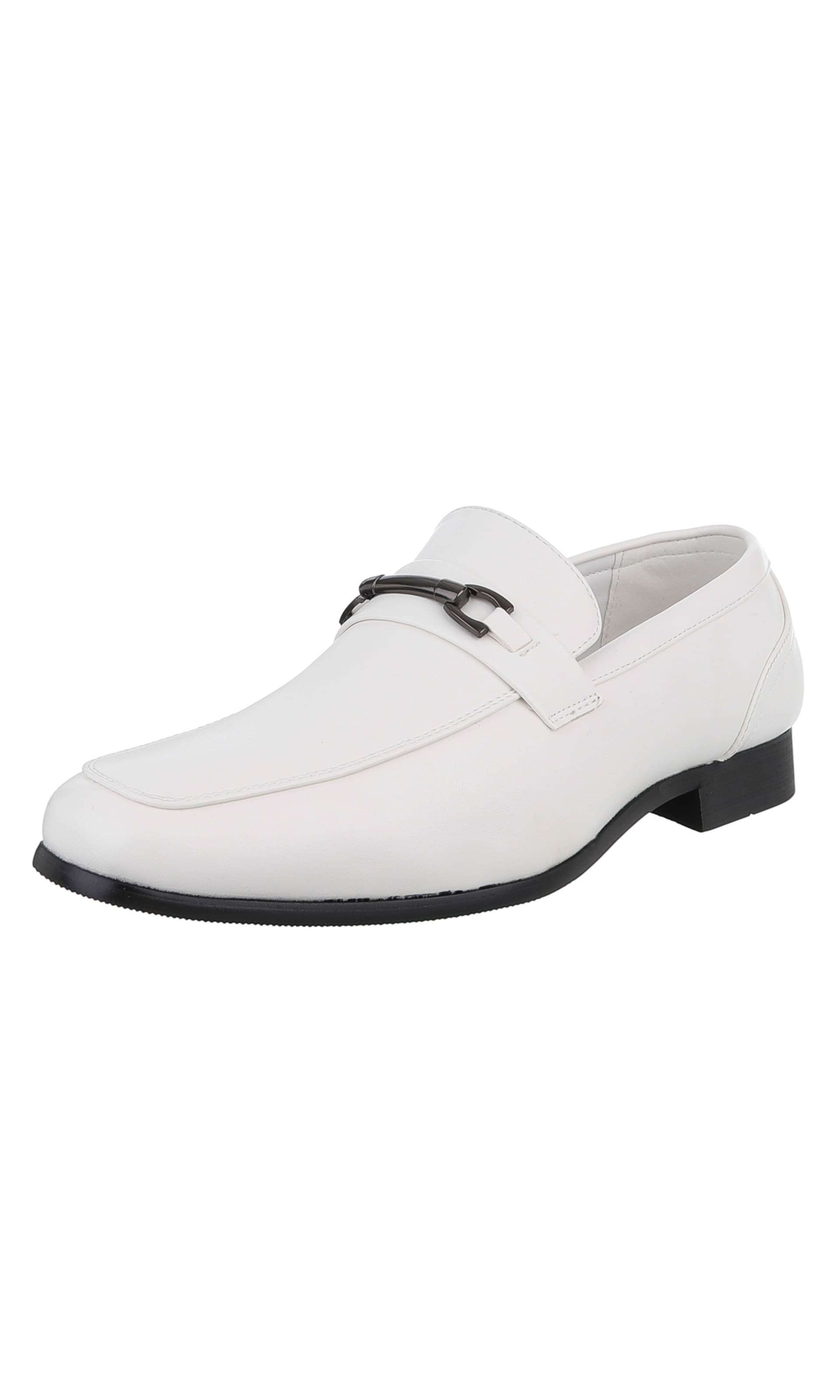 CoolWalk Classic Flats in White: front