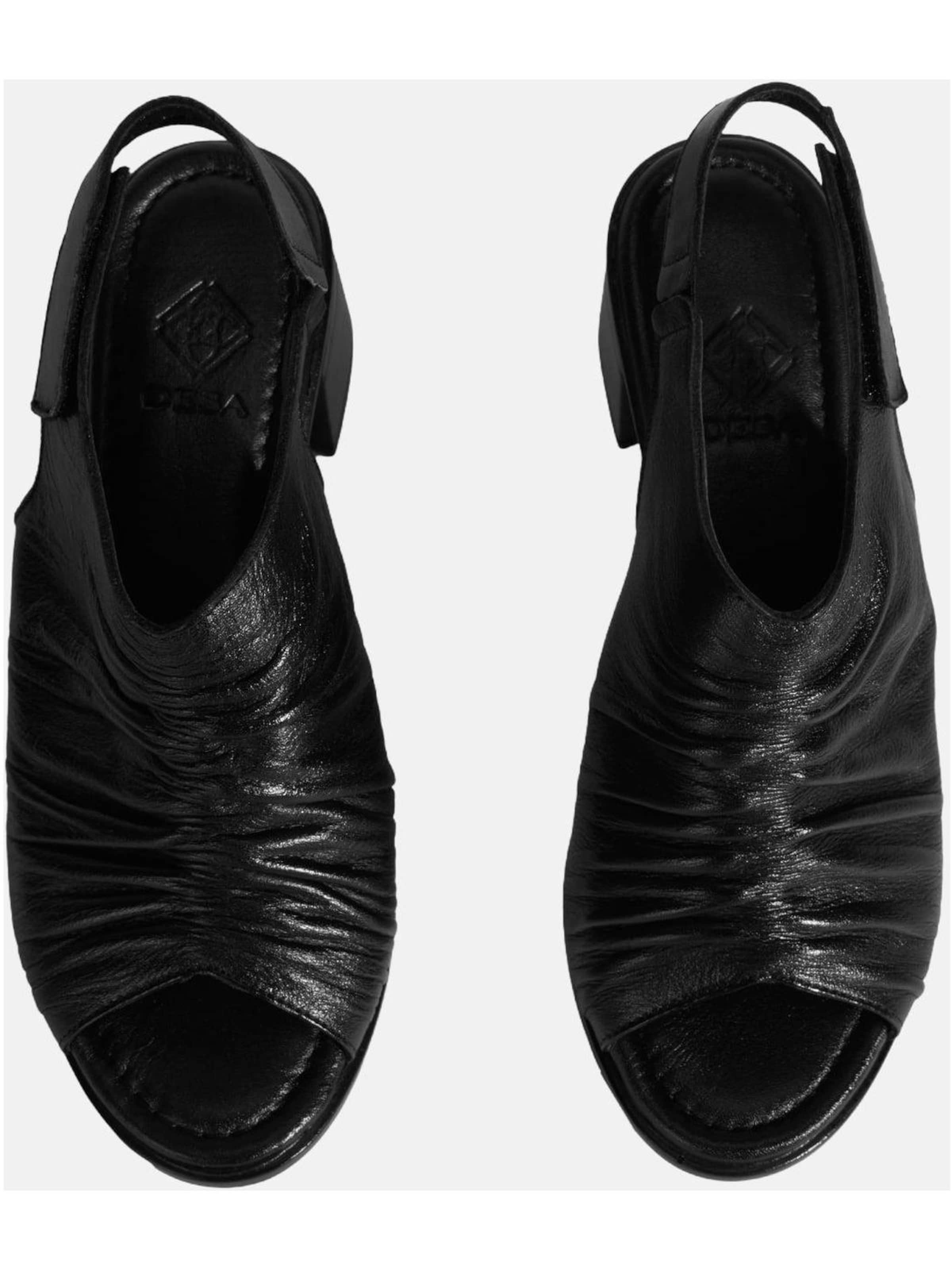 Desa T-Bar Sandals 'Sandalen' in Black